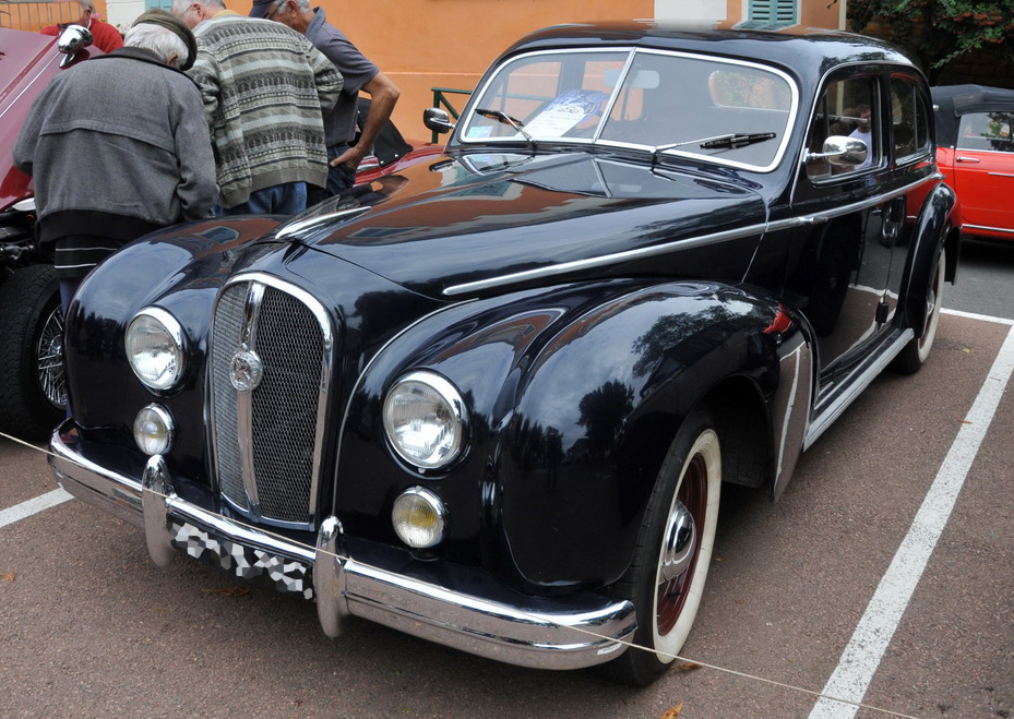 Hotchkiss_Anjou_1955.jpg
