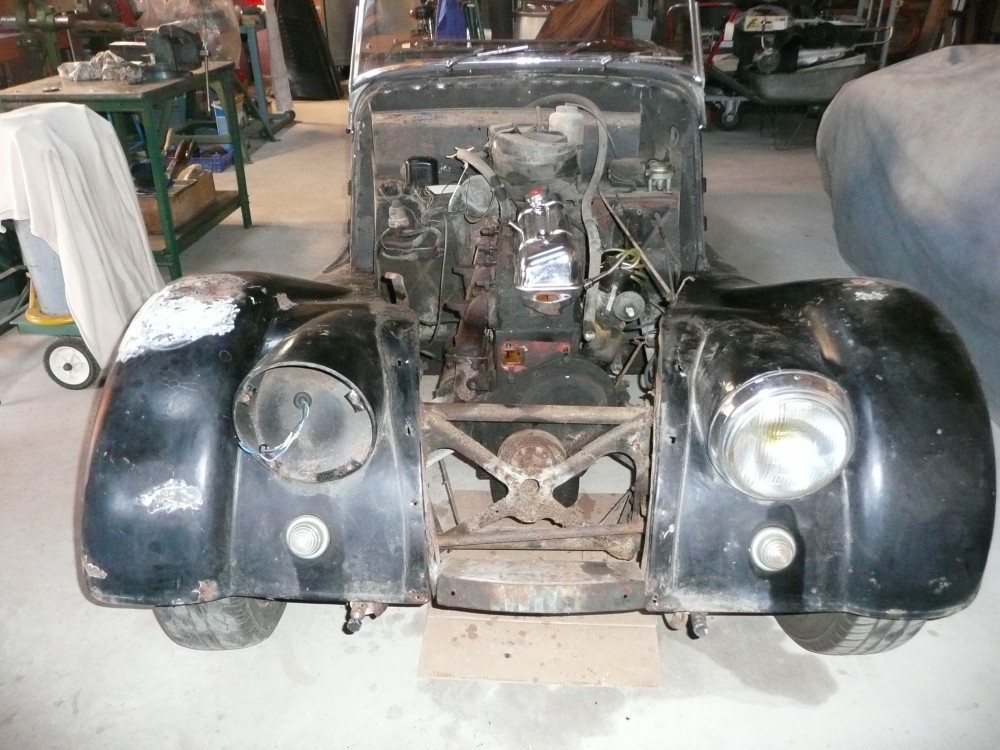 restauration morgan plus 4 annee 1964 055.jpg