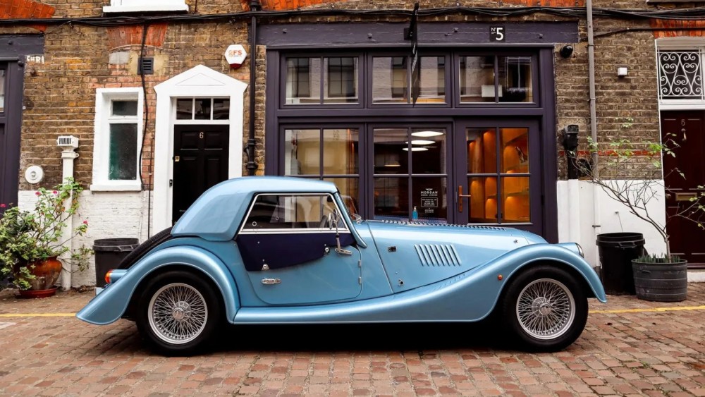 morgan_plus_four_hardtop_003.jpg